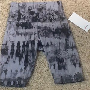 Lululemon biker shorts